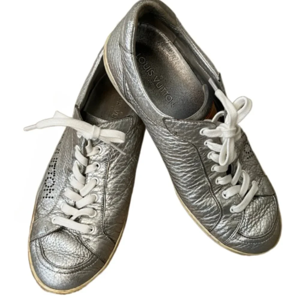 Louis Vuitton Silver leather low trainers, size 9 - Picture 3 of 13